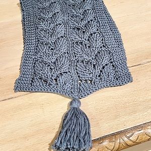 Hand Knit Dusty Blue Hand Towel With Tassel, Leaf Pattern, Farmhouse Look, NEW